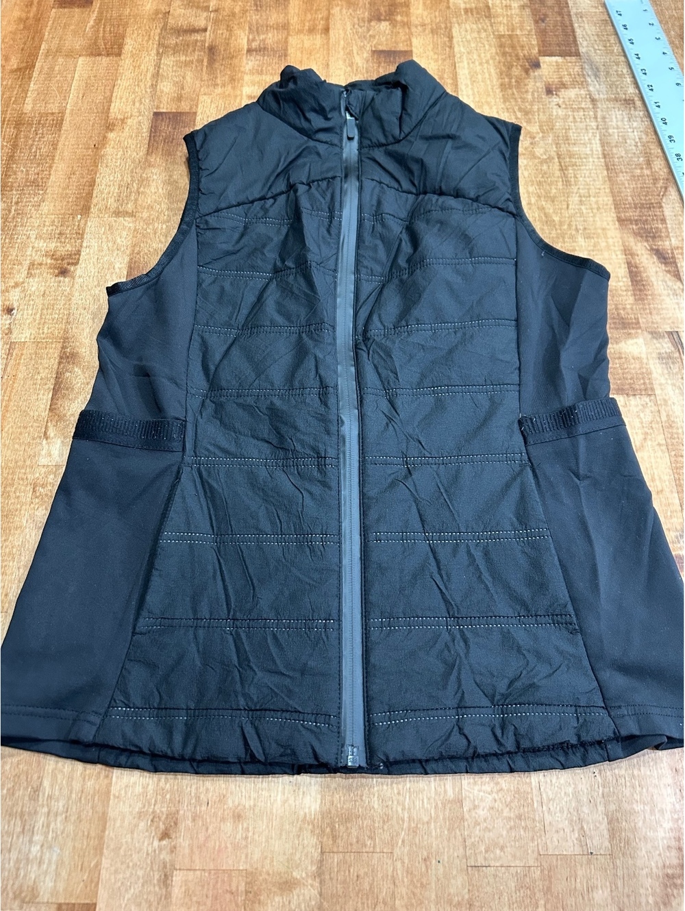 Avia Women's Black Quilted Vest Size M 8-10